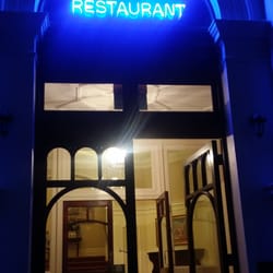 Mirabelle Restaurant - Street entrance