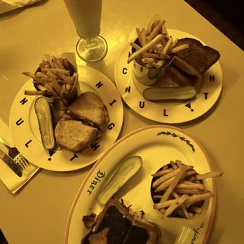 Beginner's Diner - Diners Near Me - San Diego, California
