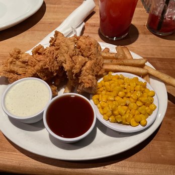 Cheddar's Scratch Kitchen - Chicken finger platter - American Near Me - Avon, Indiana