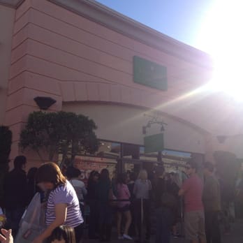 Carlsbad Premium Outlets - Line at the Kate spade store. - Shopping Centers Near Me - Carlsbad, California Carlsbad Premium Outlets - Line at the Kate spade store. - Shopping Centers Near Me - Carlsbad, California