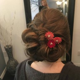 Wedding hair with kanzashi pins