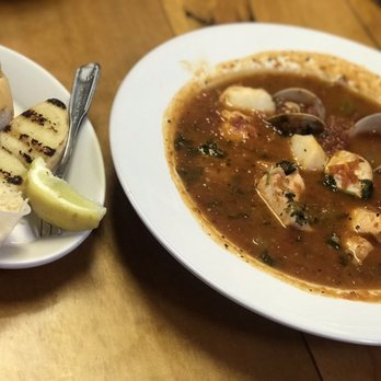 The Lobster Trap - Cioppino - Seafood Near Me - Avalon, California The Lobster Trap - Cioppino - Seafood Near Me - Avalon, California
