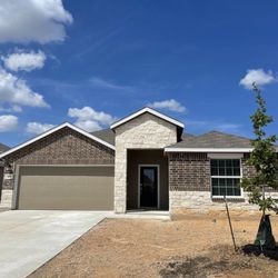 Admor - Home managed in New Braunfels