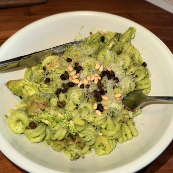 North Italia - Trottole Chicken Pesto - Italian Near Me - Miami, Florida North Italia - Trottole Chicken Pesto - Italian Near Me - Miami, Florida
