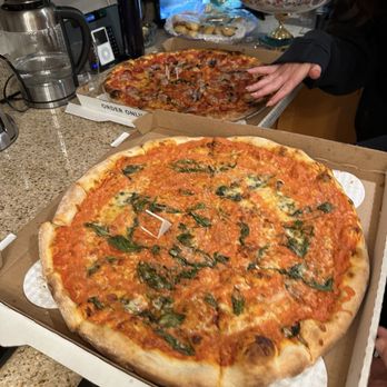 Prime Pizza - Vodka sauce pizza - Pizza Near Me - Burbank, California Prime Pizza - Vodka sauce pizza - Pizza Near Me - Burbank, California