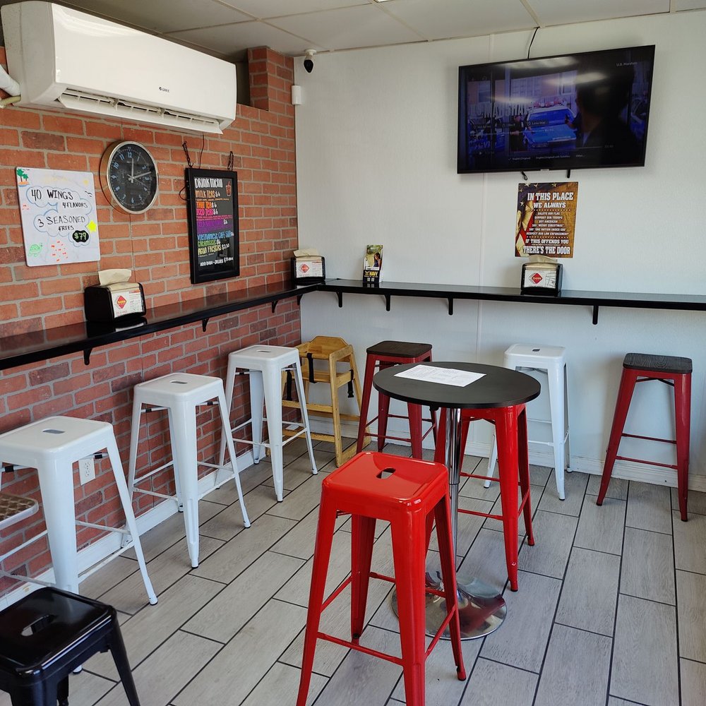 Fusion Wings - Interior - Chicken Wings Near Me - Montebello, California
