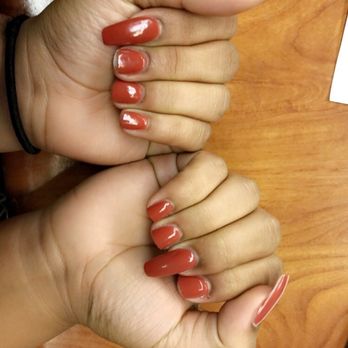 Painted Nails and Spa - My set on TUESDAY NIGHT (2 days after I got my full set) :( very disappointing - Nail Salons Near Me - San Ramon, California