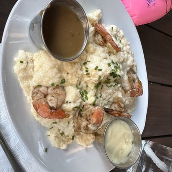 Mom's Kitchen & Bar - Shrimp & Cheesy Grits* - Bars Near Me - Astoria, New York Mom's Kitchen & Bar - Shrimp & Cheesy Grits* - Bars Near Me - Astoria, New York