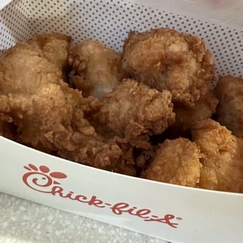Chick-fil-A - 8-piece nuggets - Fast Food Near Me - Orlando, Florida Chick-fil-A - 8-piece nuggets - Fast Food Near Me - Orlando, Florida