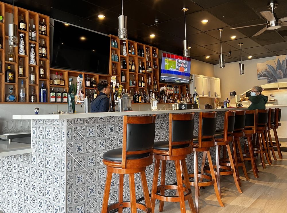 Maria’s Taco & Bar