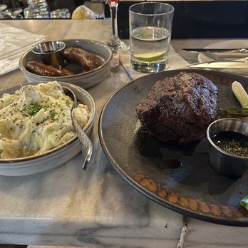 Artango Bar & Steakhouse - Argentine Near Me - Chicago, Illinois