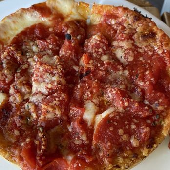 Lou Malnati's Pizzeria - Personal Pepperoni Pizza - Pizza Near Me - Oak Park, Illinois Lou Malnati's Pizzeria - Personal Pepperoni Pizza - Pizza Near Me - Oak Park, Illinois