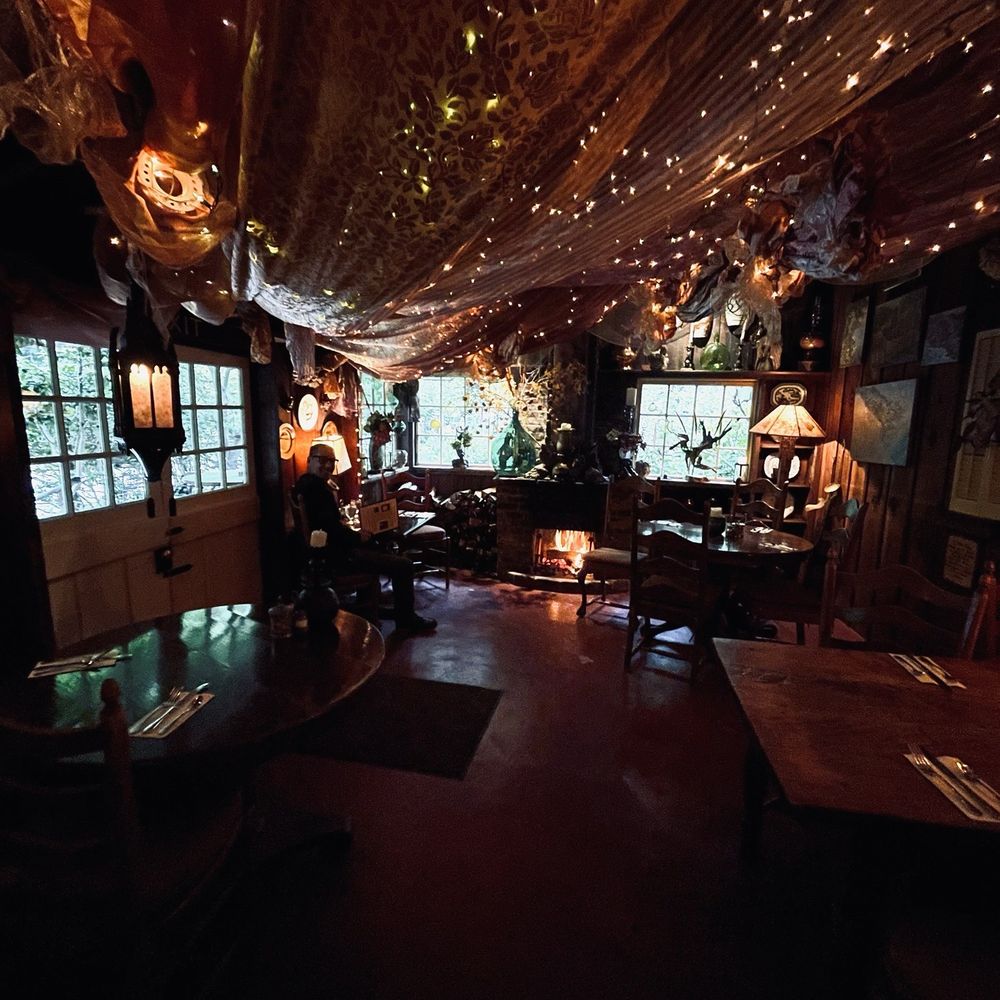 Deetjen's Restaurant - American Near Me - Big Sur, California Deetjen's Restaurant - American Near Me - Big Sur, California