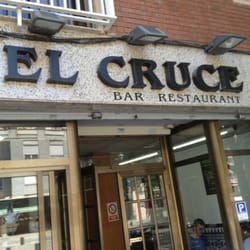 El Cruce - Entrada al local