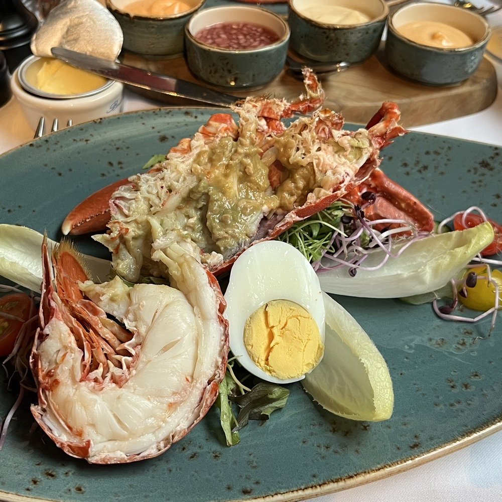 De Gouden Kroes - European Lobster - Seafood Near Me - Bruges, VWV De Gouden Kroes - European Lobster - Seafood Near Me - Bruges, VWV