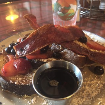 Sunrise Memphis - Oui French Toast with Turkey bacon - Breakfast & Brunch Near Me - Memphis, Tennessee Sunrise Memphis - Oui French Toast with Turkey bacon - Breakfast & Brunch Near Me - Memphis, Tennessee