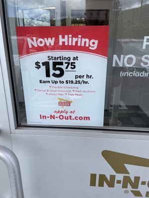 In-N-Out Burger by null