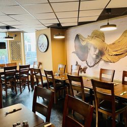 La Grotta DC - Dining area