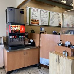 Cheesesteak & Grill Stop - Drink and sauce bar