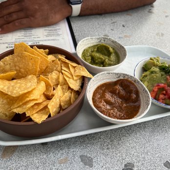 Buena Vida - Guacamole, Chips & Salsa - Mexican Near Me - Arlington, Virginia Buena Vida - Guacamole, Chips & Salsa - Mexican Near Me - Arlington, Virginia