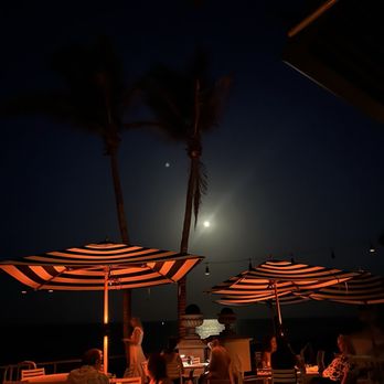 Cobalt - Outside dinner seating - New American Near Me - Vero Beach, Florida