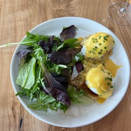 Crab Benedict