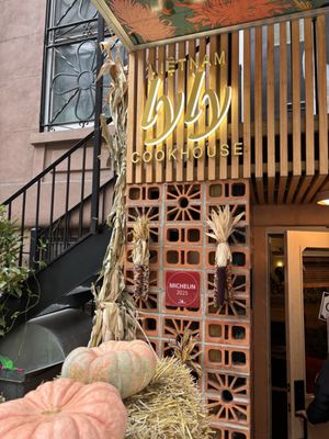 Ly Ly Vietnam Cookhouse by null