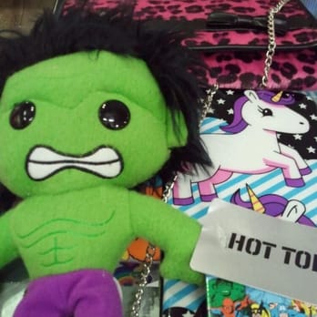 Hot Topic - Women's Clothing Near Me - Hollywood, California Hot Topic - Women's Clothing Near Me - Hollywood, California