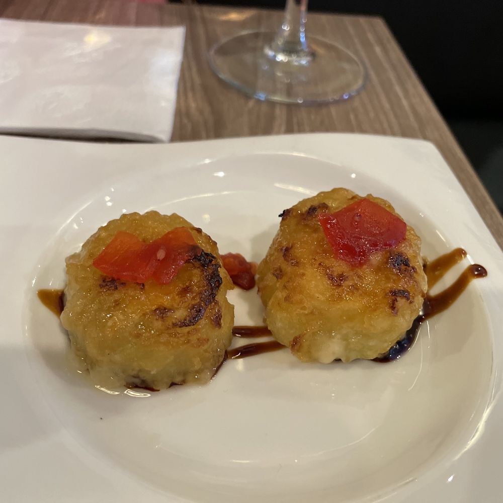 Ahi Sushi - Sushi Bars Near Me - Bakersfield, California Ahi Sushi - Sushi Bars Near Me - Bakersfield, California