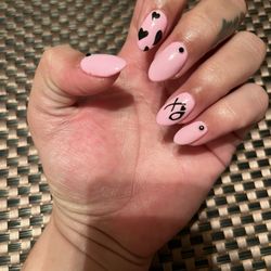 LV Nail Bar