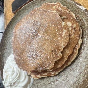 Oli's Kitchen - Banana Pancakes - Breakfast & Brunch Near Me - Honolulu, Hawaii