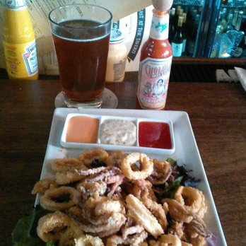Hennessey's Tavern - calamari fritti...not very Irish, but ok - Irish Near Me - Carlsbad, California