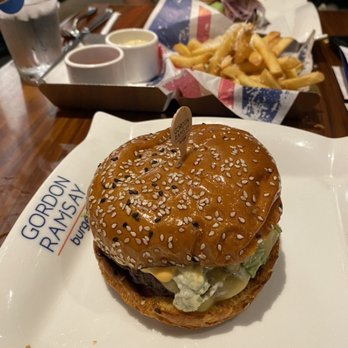 Gordon Ramsay Burger Las Vegas - blue cheese burger - Burgers Near Me - Las Vegas, Nevada