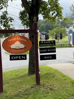 Nong’s Kitchen by null