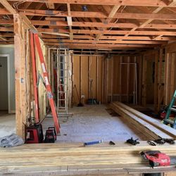Crystal's Roofing