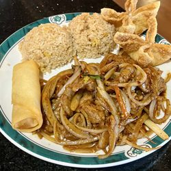 Wonderful House Restaurant - Mongolian Beef lunch w Vegetable Egg Roll, Fried Rice, cream cheese crab ragoon.  Soup included.