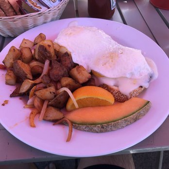 Orange Café - Breakfast & Brunch Near Me - Montreal, Quebec Orange Café - Breakfast & Brunch Near Me - Montreal, Quebec