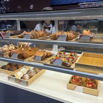 Le Belisse Cafe - I want them all! - Desserts Near Me - Vancouver, British Columbia Le Belisse Cafe - I want them all! - Desserts Near Me - Vancouver, British Columbia