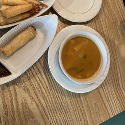 Sue's Kitchen /Thai Kitchen - Red curry soup