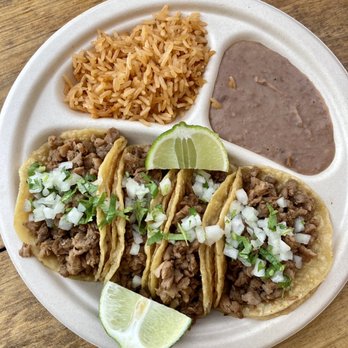 Nissi Vegmex - Taco Plate with Carne Asada - Mexican Near Me - Austin, Texas Nissi Vegmex - Taco Plate with Carne Asada - Mexican Near Me - Austin, Texas