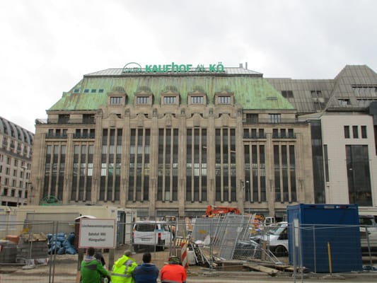 GALERIA Düsseldorf Königsallee by null