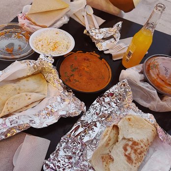 Arun's Indian Kitchen - Chicken Tikka Masala & Garlic Naan Bread - Indian Near Me - Coral Springs, Florida Arun's Indian Kitchen - Chicken Tikka Masala & Garlic Naan Bread - Indian Near Me - Coral Springs, Florida