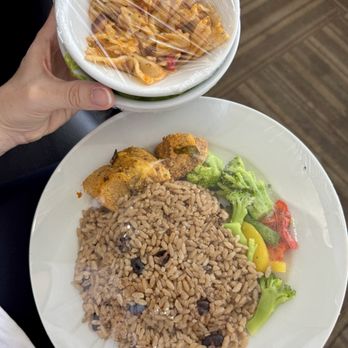 The Lounge Terminal C - Lounge food. Not bad! - Airport Lounges Near Me The Lounge Terminal C - Lounge food. Not bad! - Airport Lounges Near Me