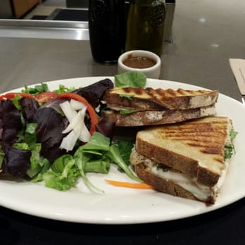 Bazille at Nordstrom - Just had dinner at this new place inside Nordstrom at the Garden State Plaza. Amazing food. Nice bar. Excellent service - New American Near Me - Paramus, New Jersey