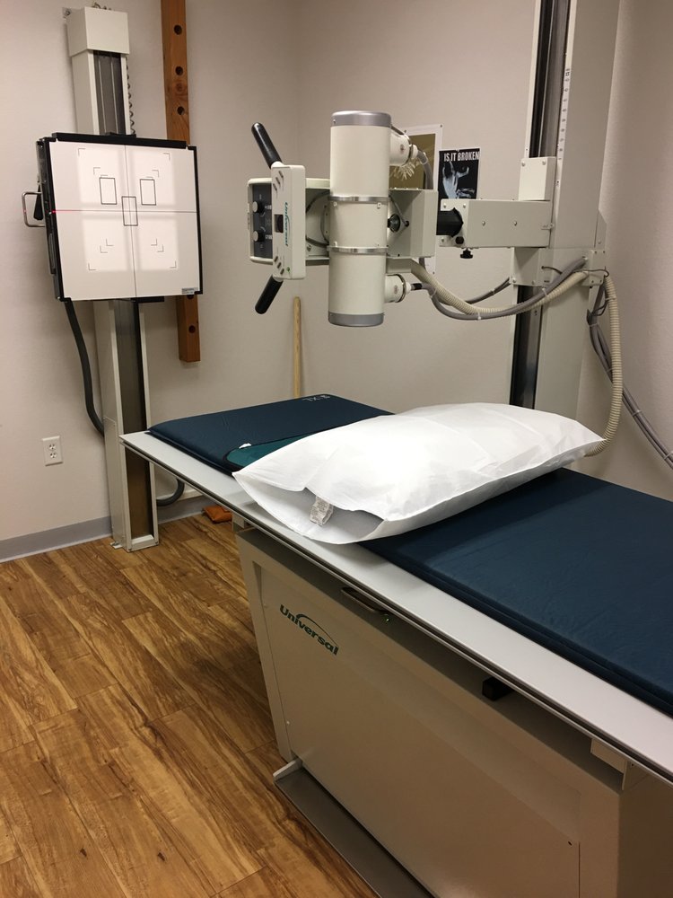 EXPRESS URGENT CARE 11 Photos &amp; 18 Reviews Urgent Care