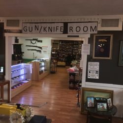 Bedford Pawn & Guns
