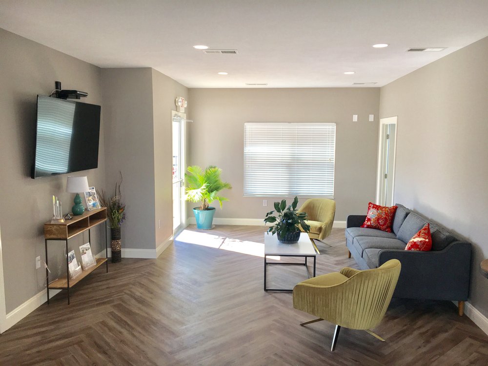 CANTWELL CROSSING Updated August 2024 18 Photos 1452 Cantwell Ln, Swansea, Illinois