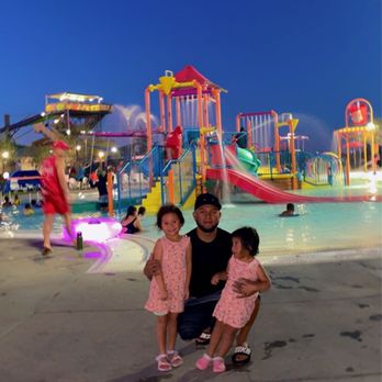 Dry Town Water Park - Toddler water park - Water Parks Near Me - Palmdale, California