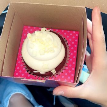 SmallCakes - A Cupcakery - Cupcakes Near Me - Destin, Florida