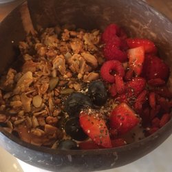 Koffie&JIJ - Morning Star granola bowl, served in a coconut bowl!